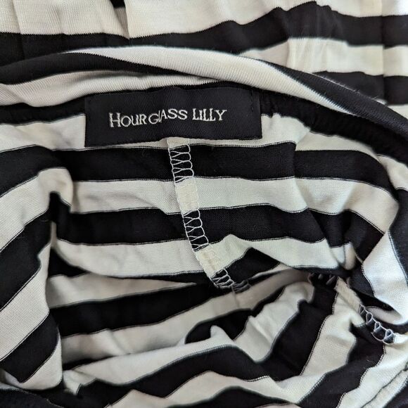 *Clearance* Hourglass Lilly Striped Skirt - Picture 5 of 5